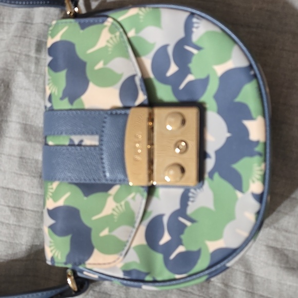 NWOT - Furla Metropolis Shoulder Bag Mini Crossbody Round Flower Camouflage - Picture 7 of 11
